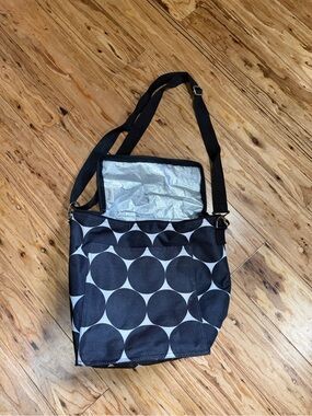 thirty-one Black and White Circle Pattern Crossbody Cooler Bag
